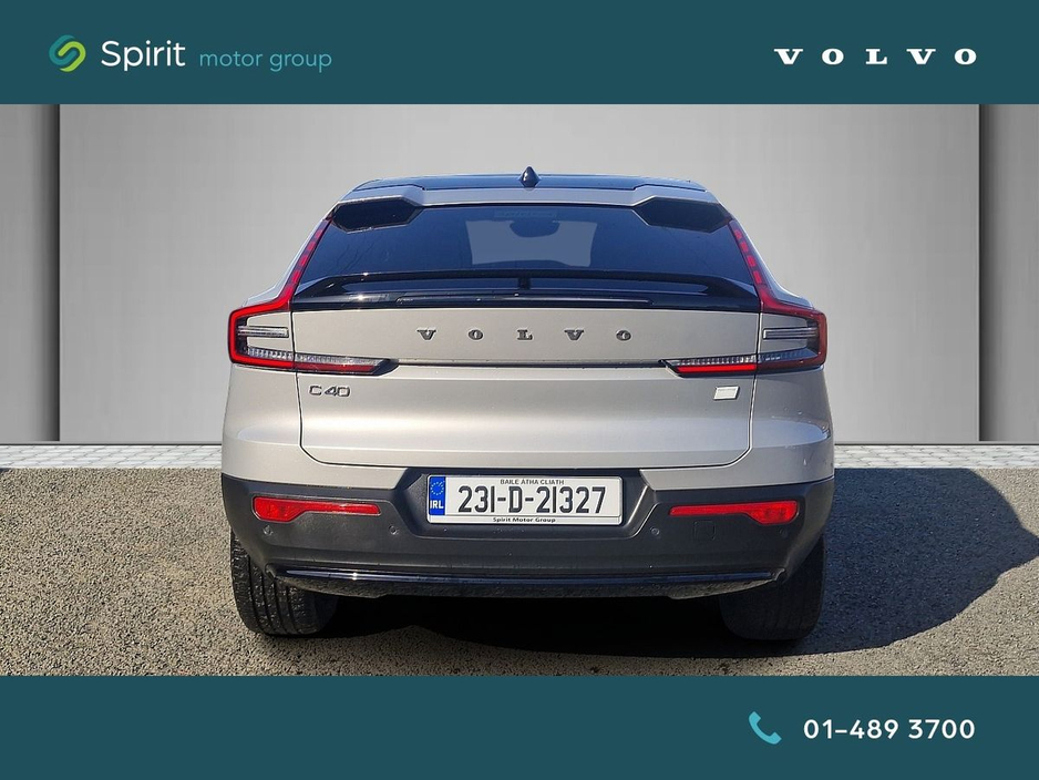 2023 Volvo C40 - image 7
