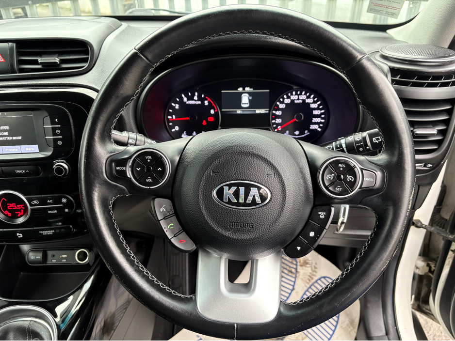 2018 Kia Soul - image 13
