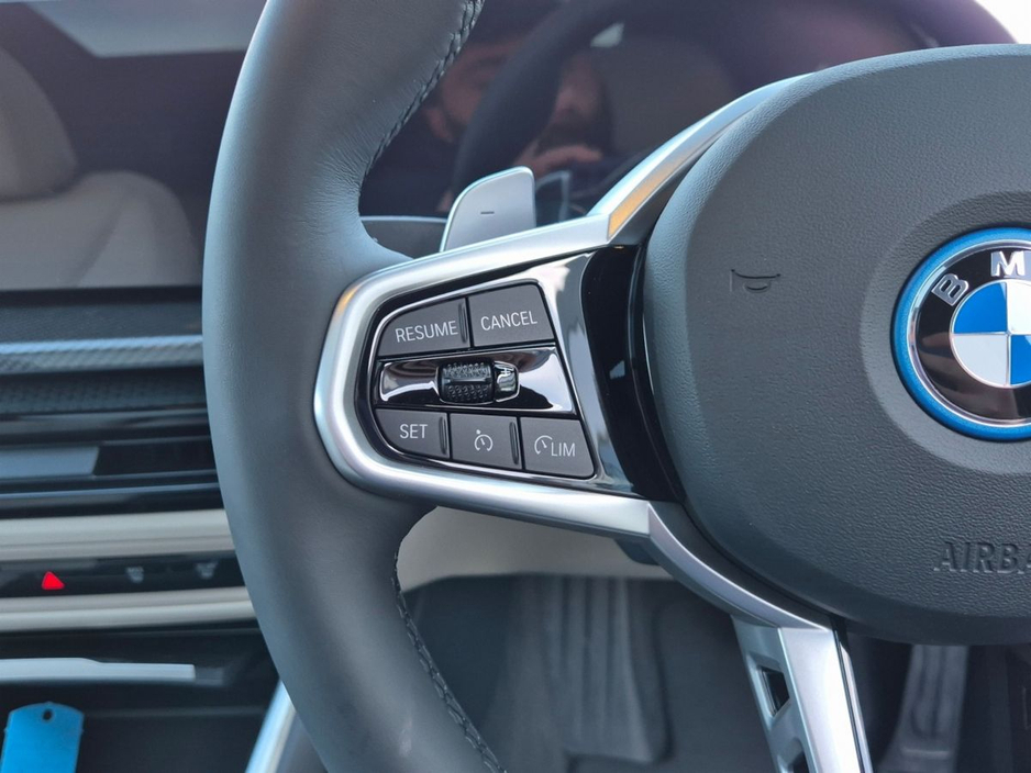 2026 BMW 3 Series - image 15