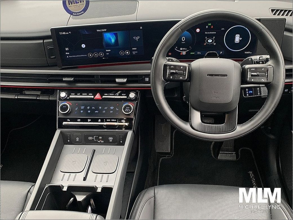 2025 Hyundai Santa Fe 1.6 PHEV 4WD Premium Calligraphy €63,995