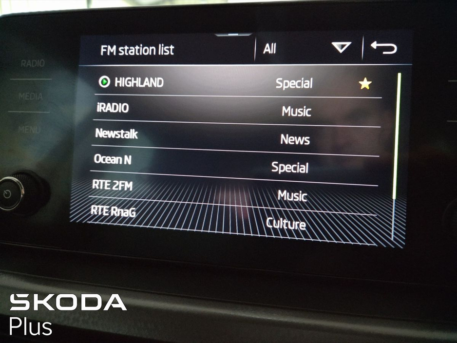 2022 Skoda Scala - image 17