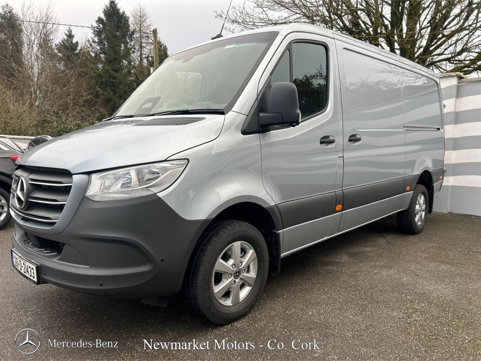 2026 Mercedes-Benz Sprinter - image 16