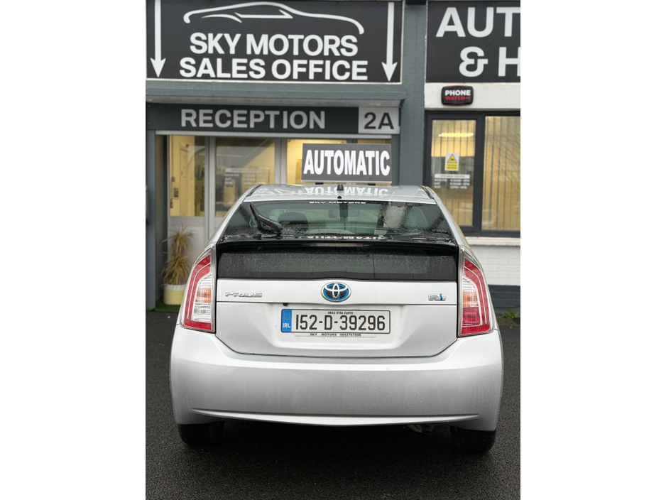 2015 Toyota Prius 1.8 Hybrid €11,990