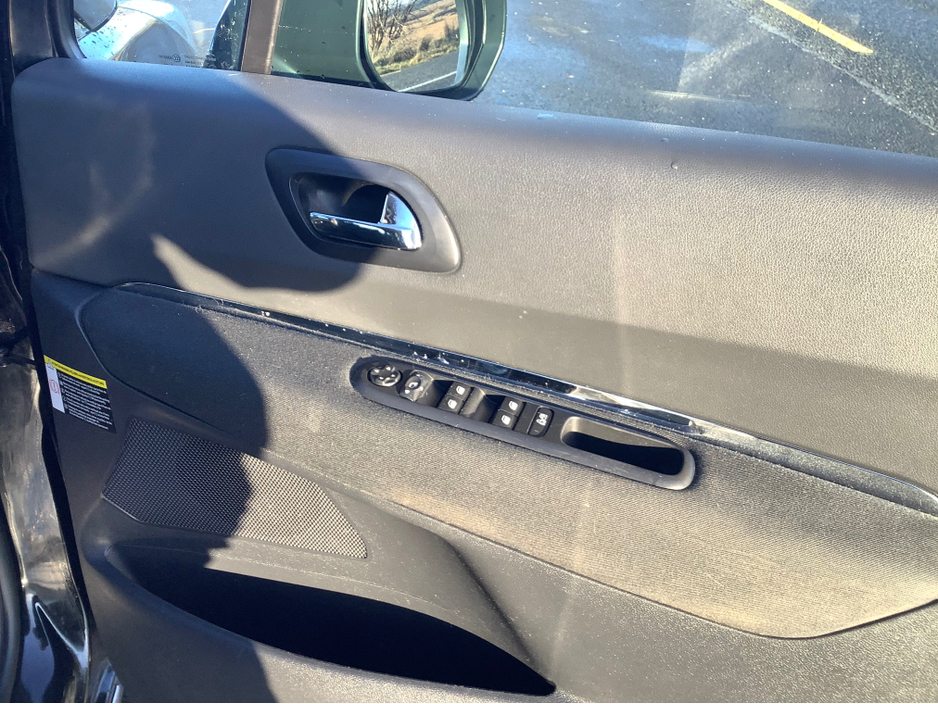 2014 Peugeot 3008 1.6 HDI 115 ACTIVE 5DR €6,500