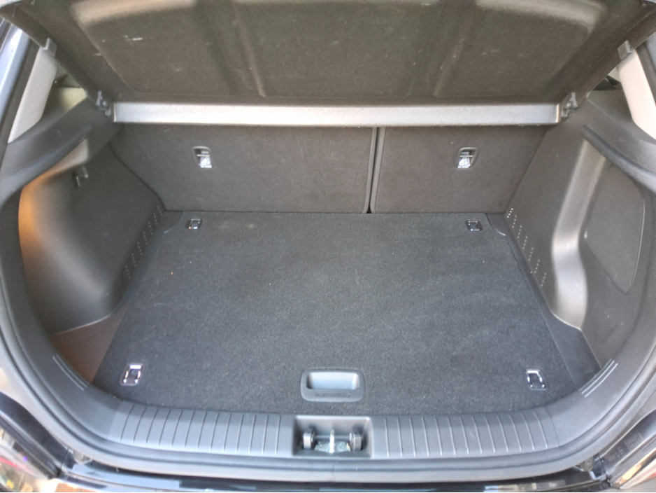 2022 Hyundai Kona PREMIUM 64kW ** Long Range Battery** €21,950