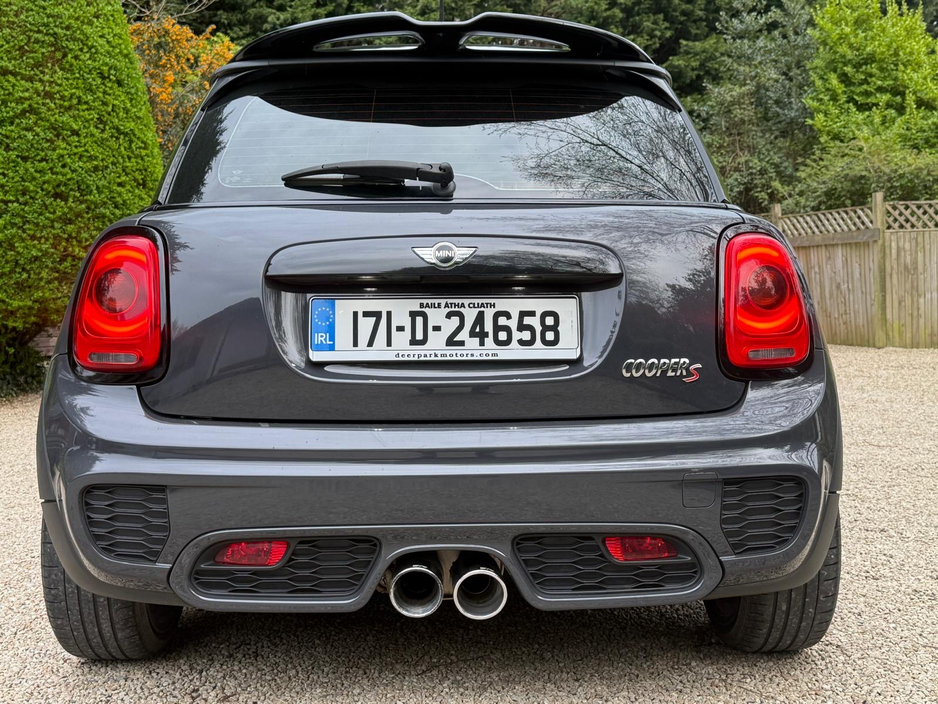 2017 MINI Hatch - image 6