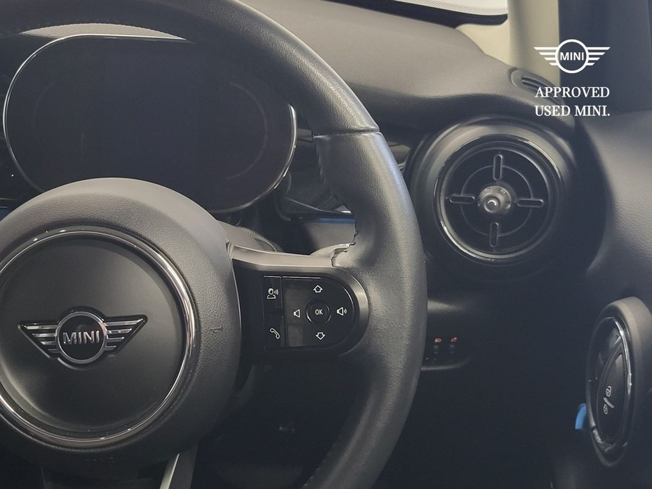 2024 MINI Hatch - image 16