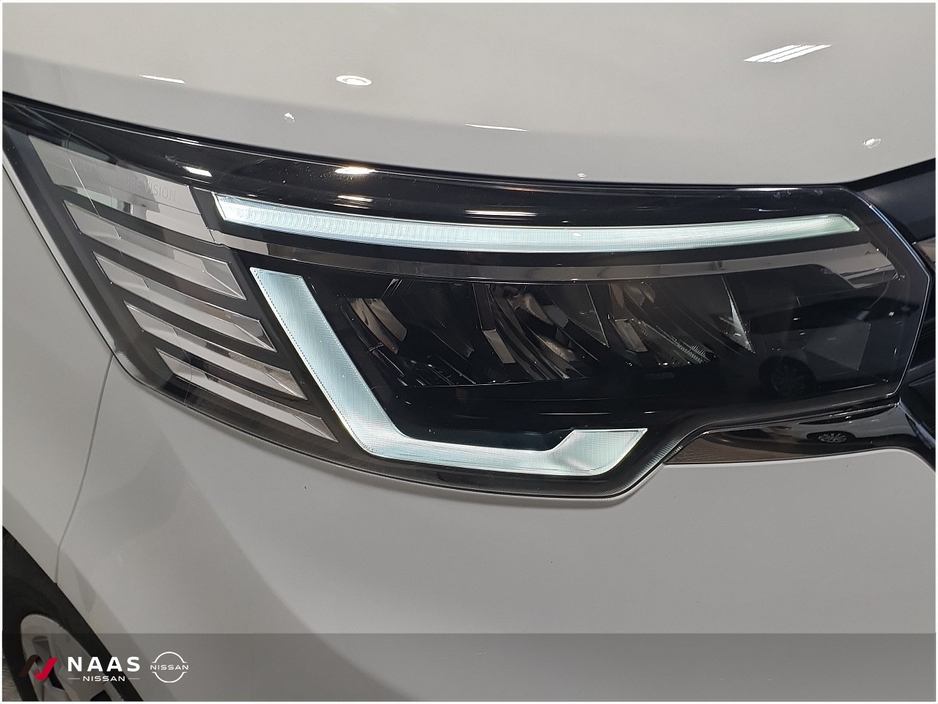 2024 Renault Trafic - image 22