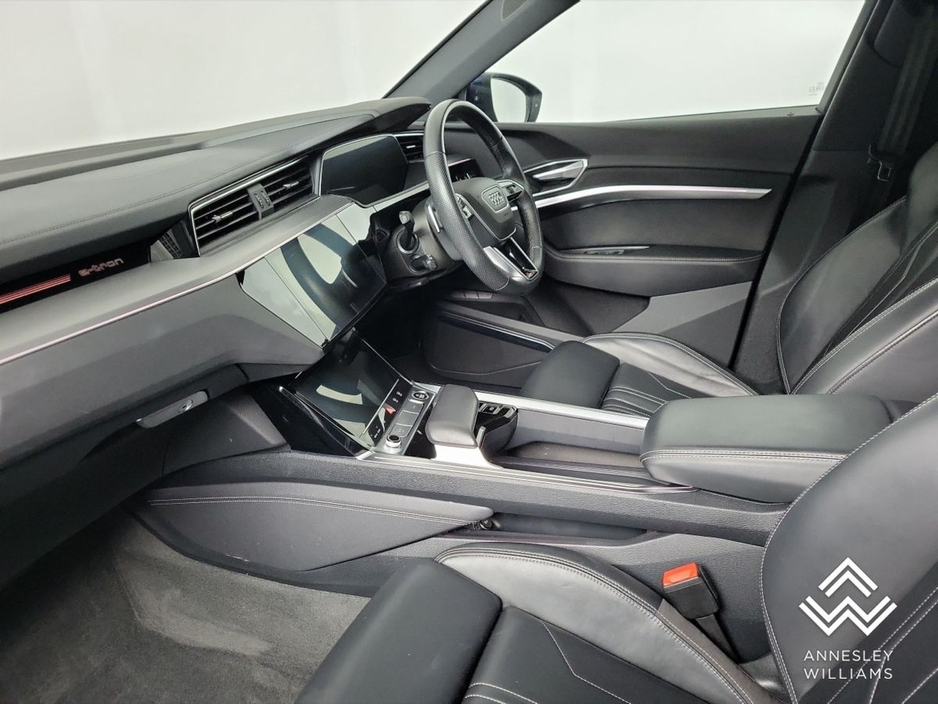 2023 Audi e-tron - image 13