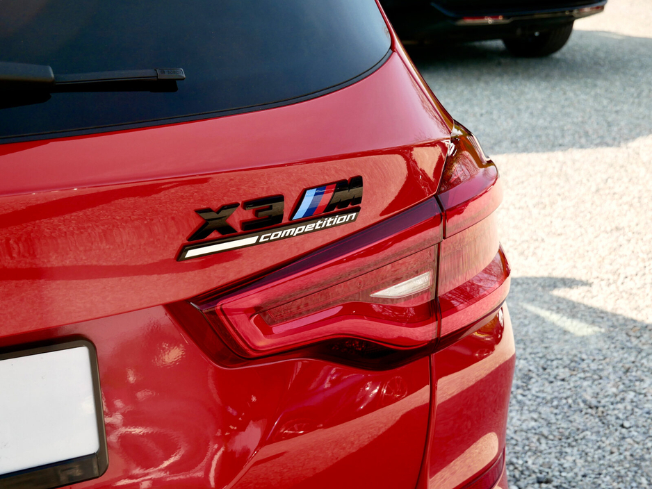 2020 BMW X3 - image 19