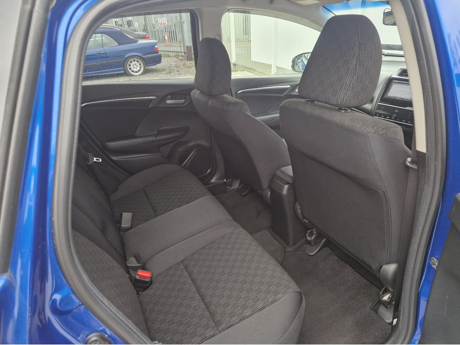 2014 Honda Fit - image 18