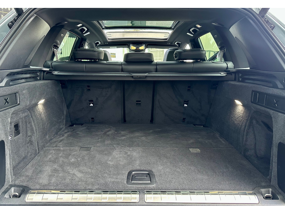 2025 BMW X5 ++TECH PACK++ XDRIVE50E M SPORT AUTO €102,950