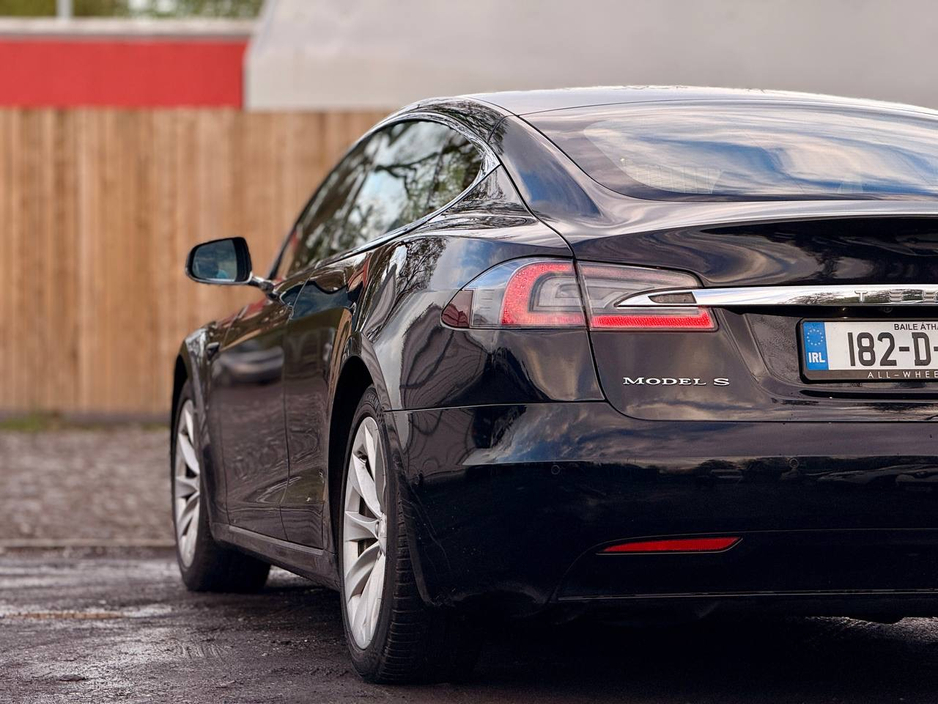 2018 Tesla Model S - image 27