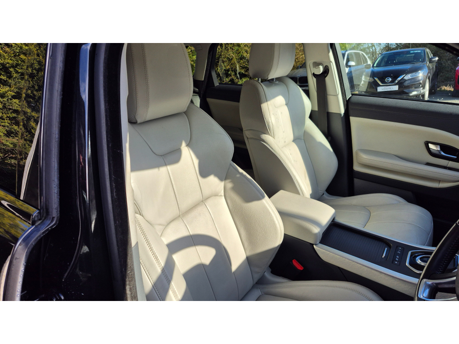 2019 Land Rover Range Rover Evoque - image 16