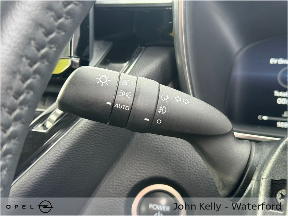 2023 Toyota Corolla 1.8 Hybrid Luna Saloon €22,450