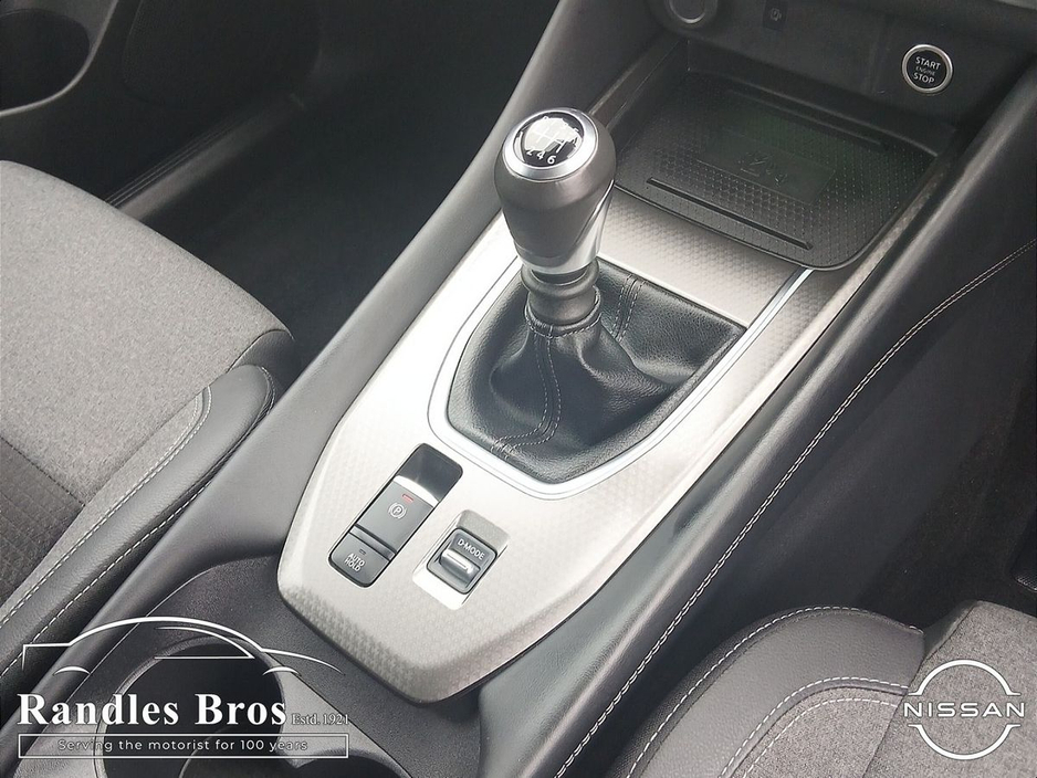 2025 Nissan Qashqai - image 17