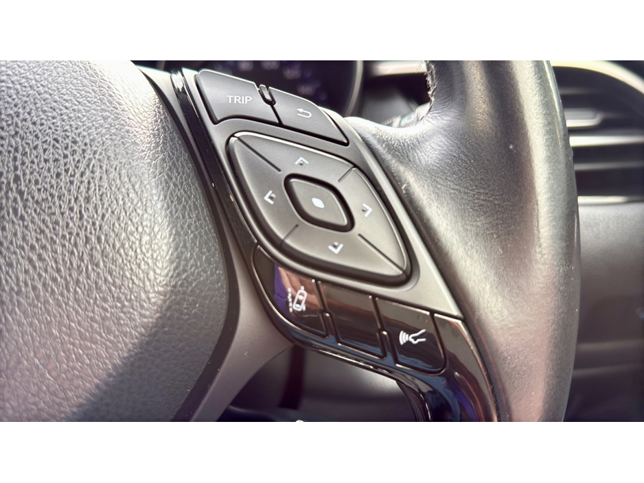 2017 Toyota C-HR - image 26