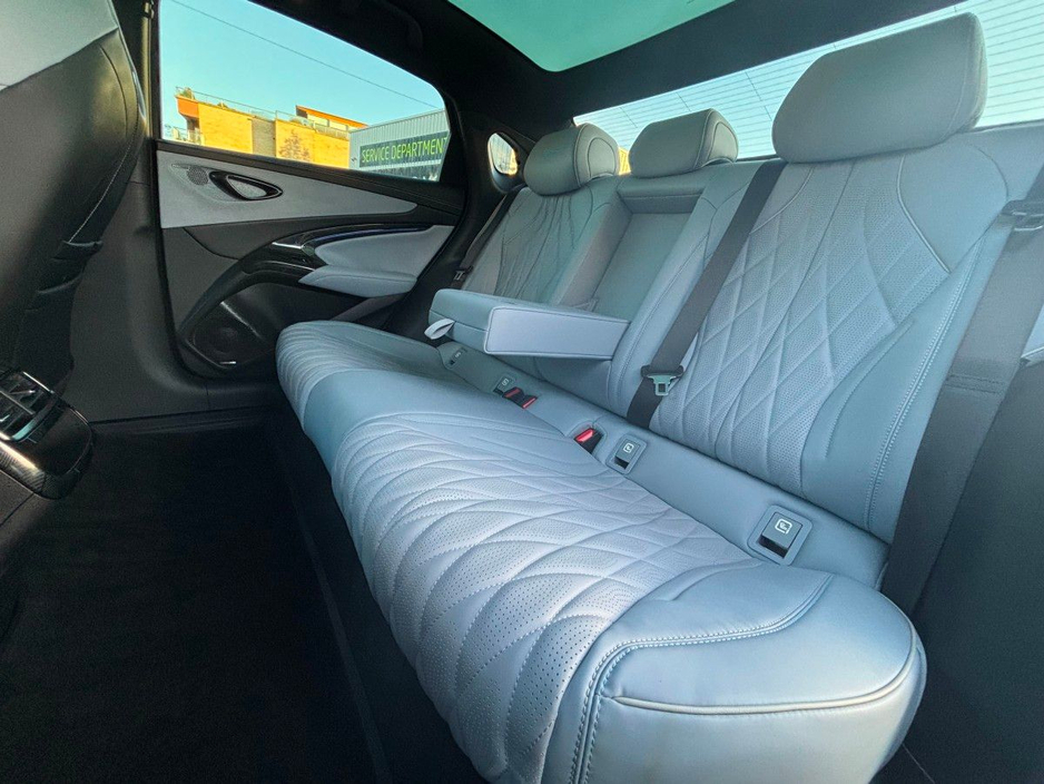 2024 BYD Seal DESIGN RWD PAN ROOF €37,995