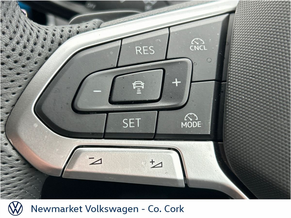 2026 Volkswagen Tiguan - image 8