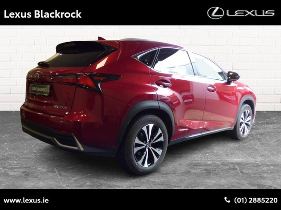 2021 Lexus NX 300 h - image 4