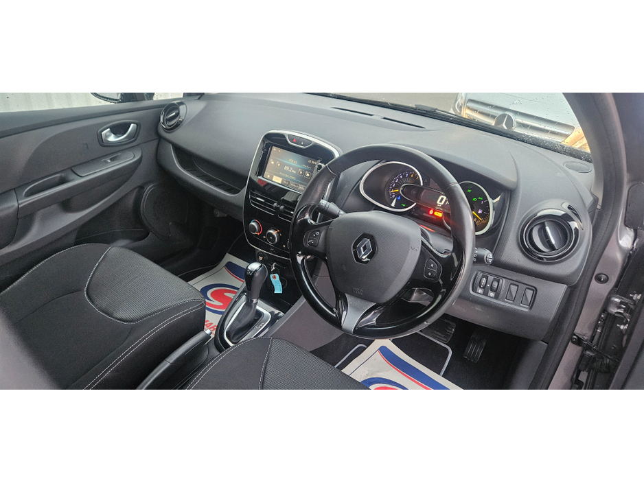 2015 Renault Clio lutecia automatic 1.2 petrol dynamique low kms €8,995
