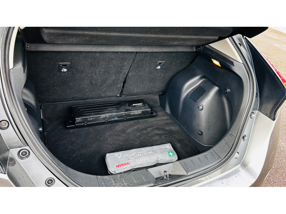 2021 Nissan Leaf LARGER BATTERY 62K EV SVE - LEATHER SEATS HEATED €17,995