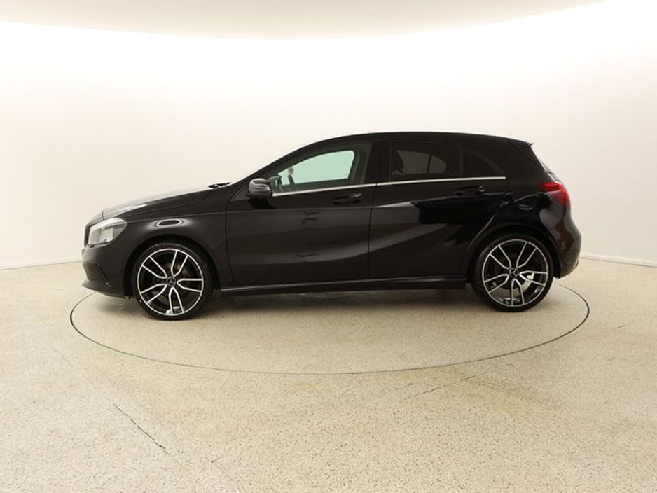 2016 Mercedes-Benz A Class - image 4