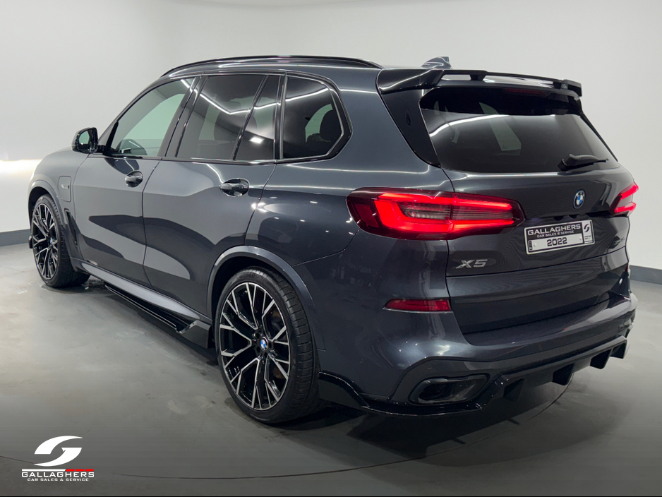 2022 BMW X5 (222) M SPORT PRO PACK XDRIVE 45E AUTO €64,950