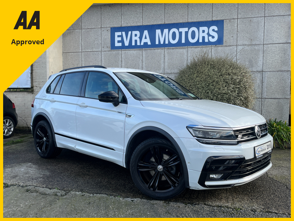 2018 Volkswagen Tiguan R-LINE 4 MOTION AUTOMATIC 2.0 DIESEL //HIGH SPEC//FULL LEATHER HEATED FRONT AND REAR SEATS//360 PARKING CAMERAS//ADAPTIVE CRUISE CONTROL// €27,950