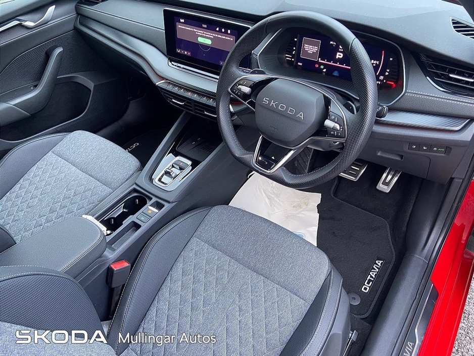 2025 Skoda Octavia - image 8