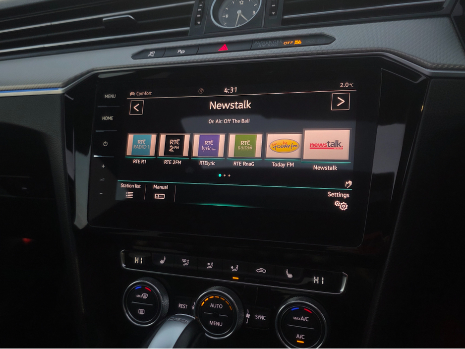 2018 Volkswagen Arteon 2.0 TSI R-LINE PANORAMIC SUNROOF 4MOTION 280BHP VIRTUALDASH FULL LEATHER HEATED ELECTRIC SEATS SAT NAV CARPLAY ANDROID AUTO BLIND SPORT PARKING SENSORS SELF PARKING ASSIST 360 CAMERA €28,950