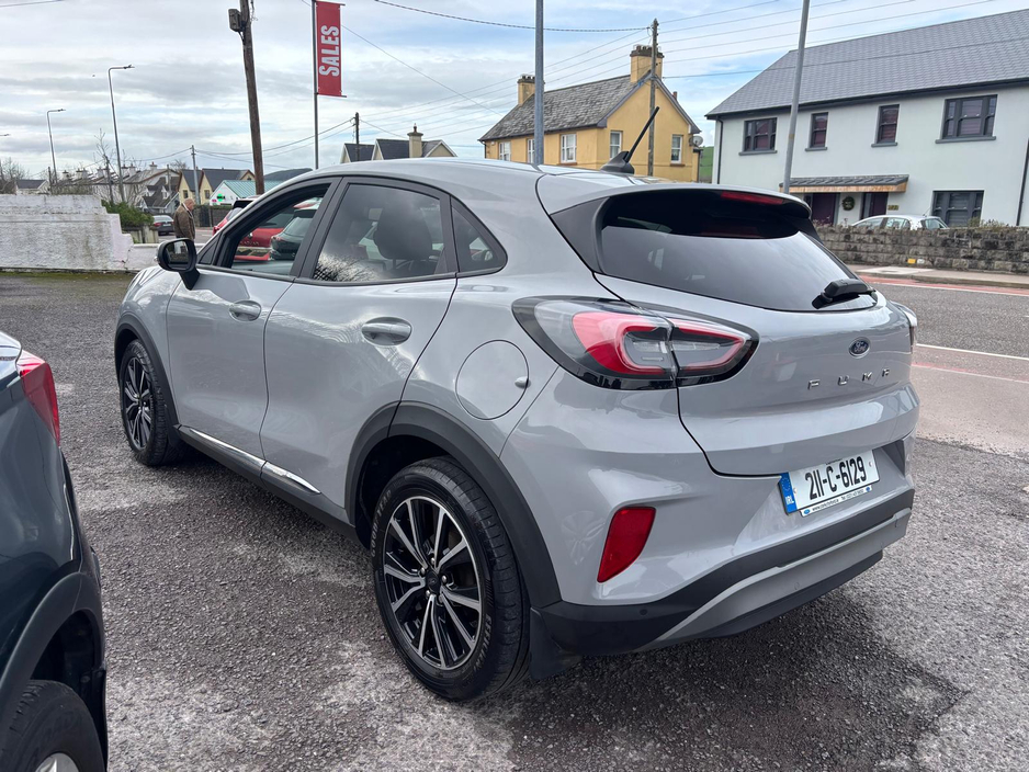 2021 Ford Puma - image 8