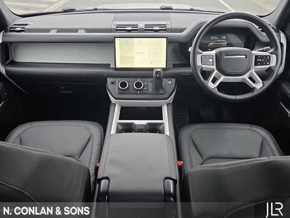 2025 Land Rover Defender 110 PHEV X-DYNAMIC HSE *MAIN LAND ROVER DEALER* €115,950