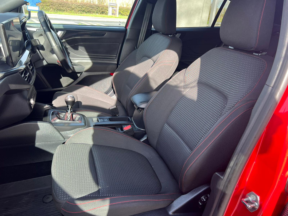 2025 Ford Focus - image 9