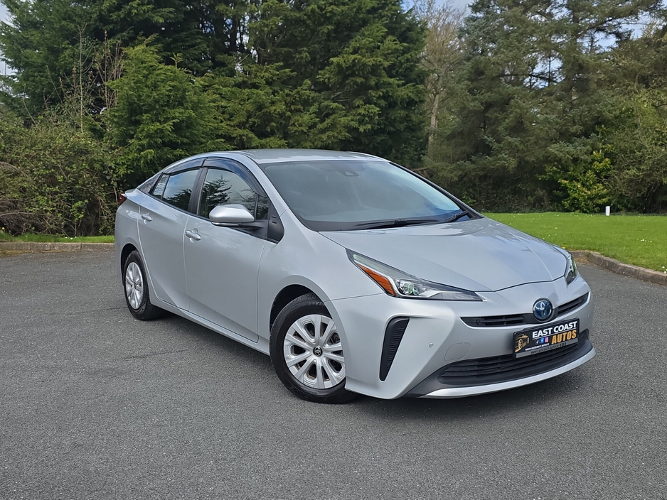 2020 Toyota Prius - image 17