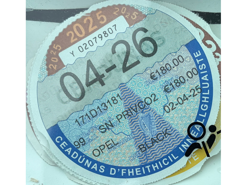 2017 Opel Insignia - image 11