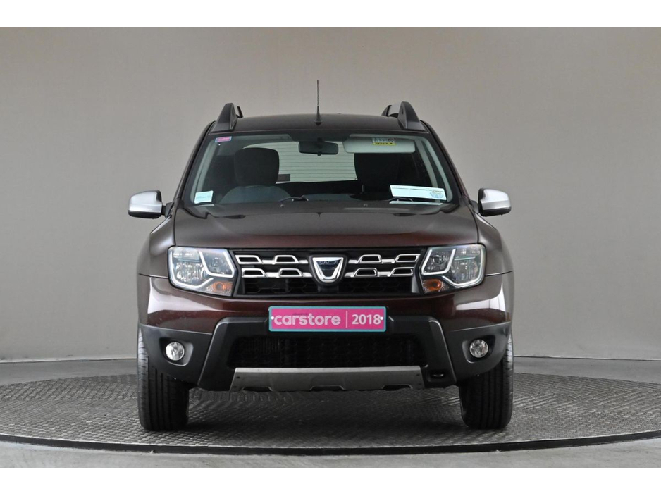 2018 Dacia Duster - image 2