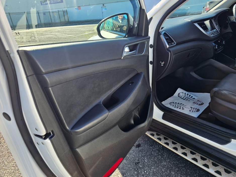 2016 Hyundai Tucson - image 19