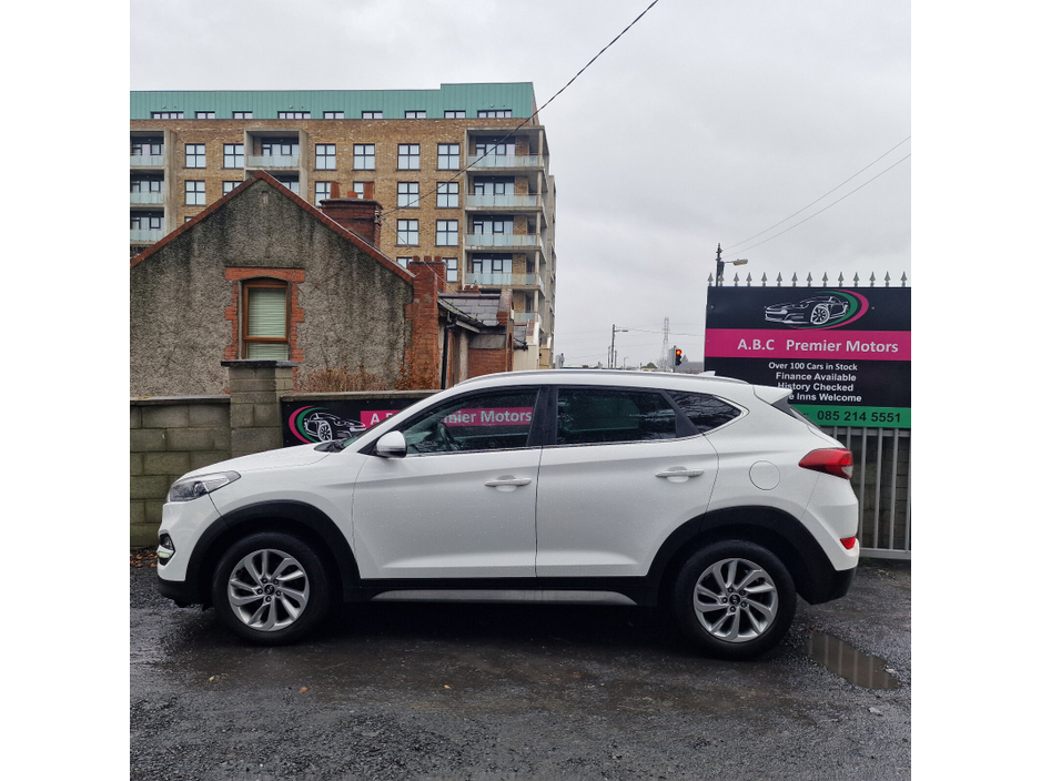 2017 Hyundai Tucson 1.7 D Premium €11,950