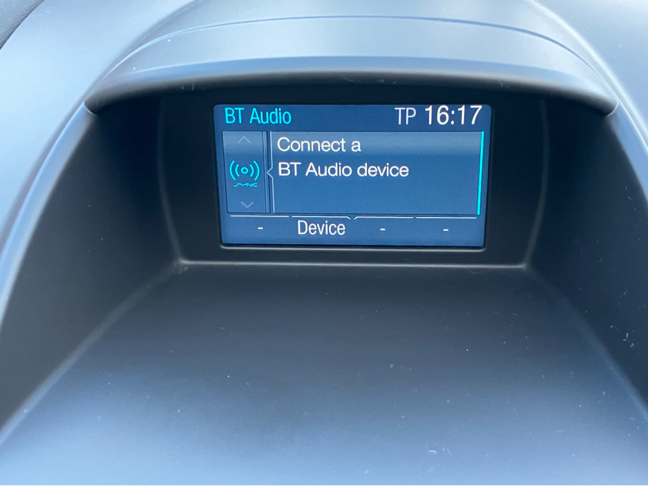 2017 Ford Fiesta ZETEC 1.0 65PS M5 4DR MCA €10,995