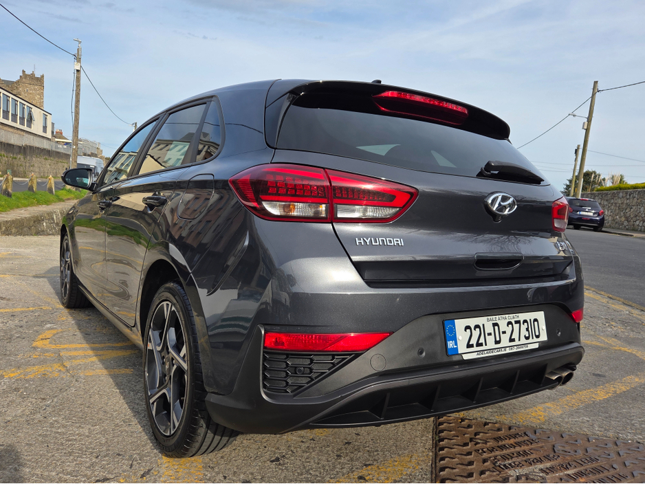 2022 Hyundai i30 - image 6