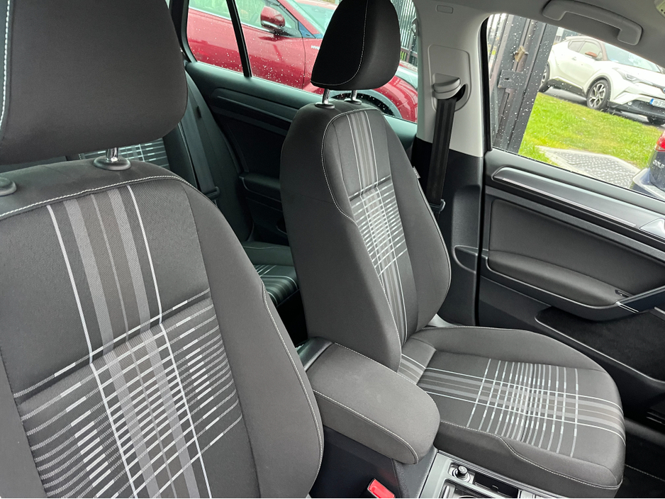 2015 Volkswagen Golf 1.2 TSI 5DR AUTO COMFORT LOW KMS