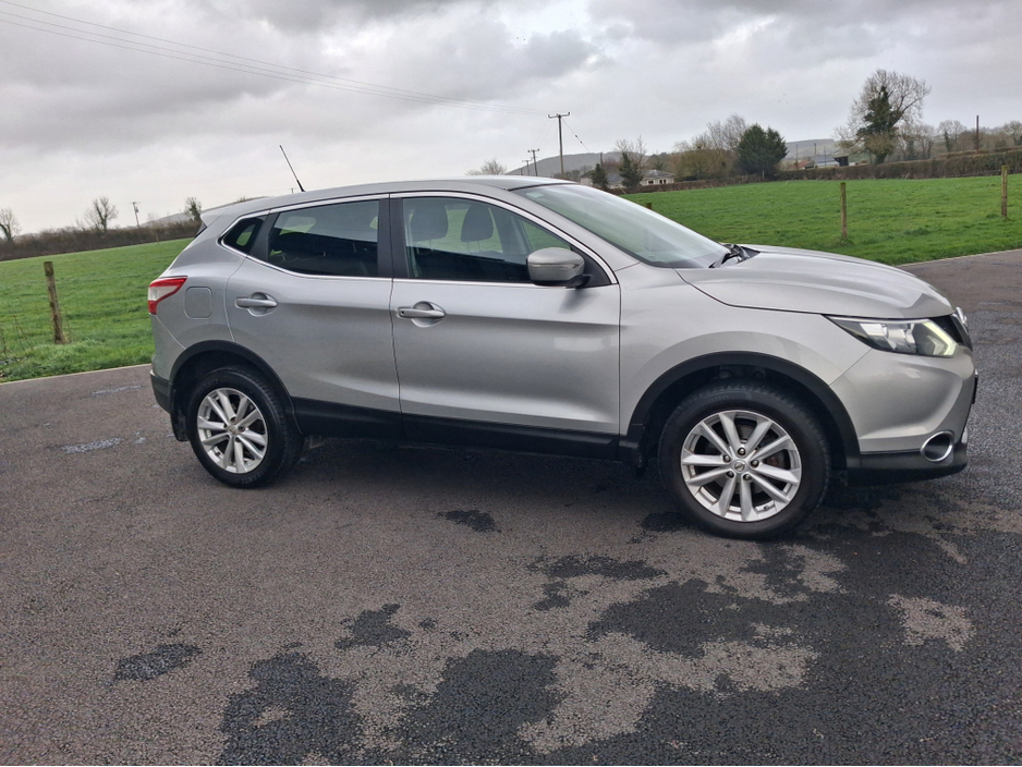 2014 Nissan Qashqai 1.5 DSL SV 4DR €8,950