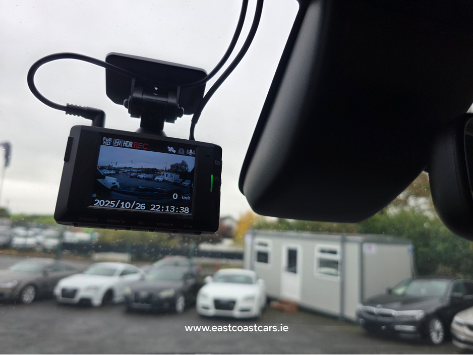 2023 Toyota Hilux GR EDITION 2.4D 360 REV CAMERA  4X4 HALF LEATHER  SEATS - €48,500