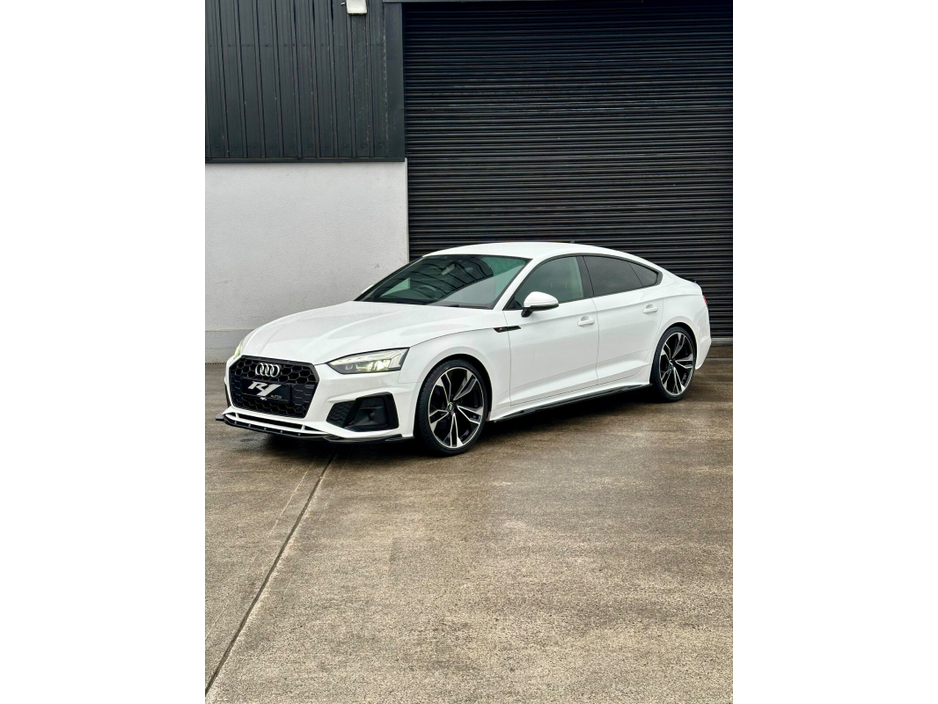 2022 Audi A5  €40,995