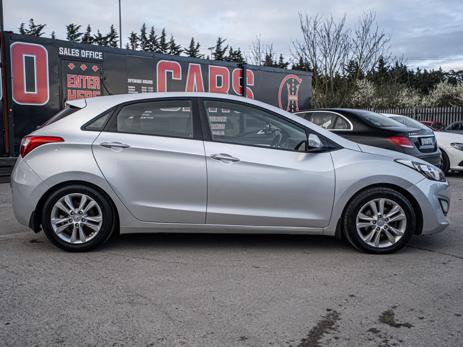 2014 Hyundai i30 - image 12