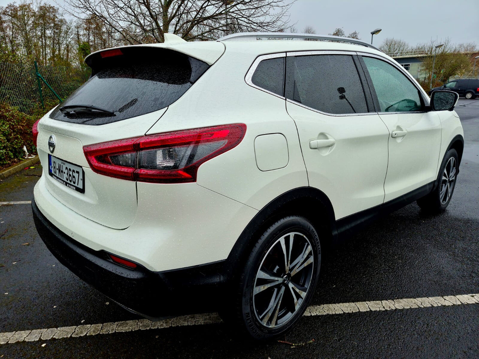 2018 Nissan Qashqai - image 10