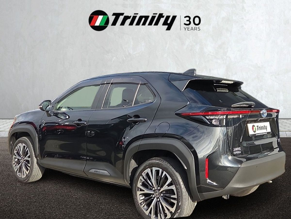 2021 Toyota Yaris Cross - image 3