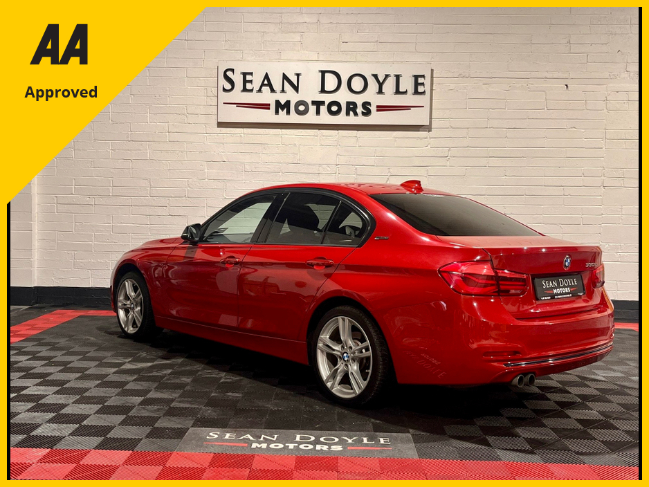 2016 BMW 3 Series - image 9