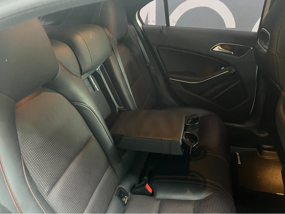 2013 Mercedes-Benz A Class - image 13